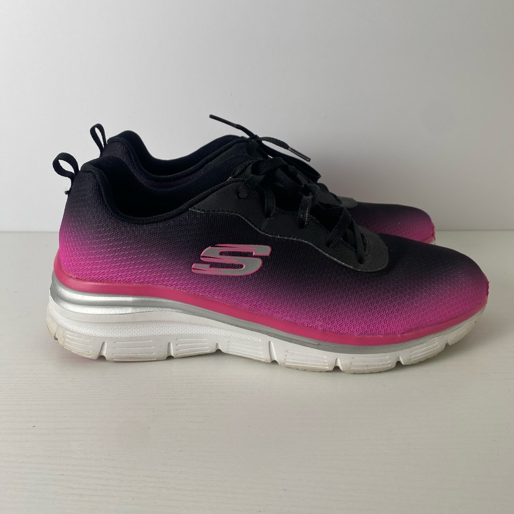 Skechers Womens Fashion Fit Build Up  Black Running Shoes Sneakers Size 11